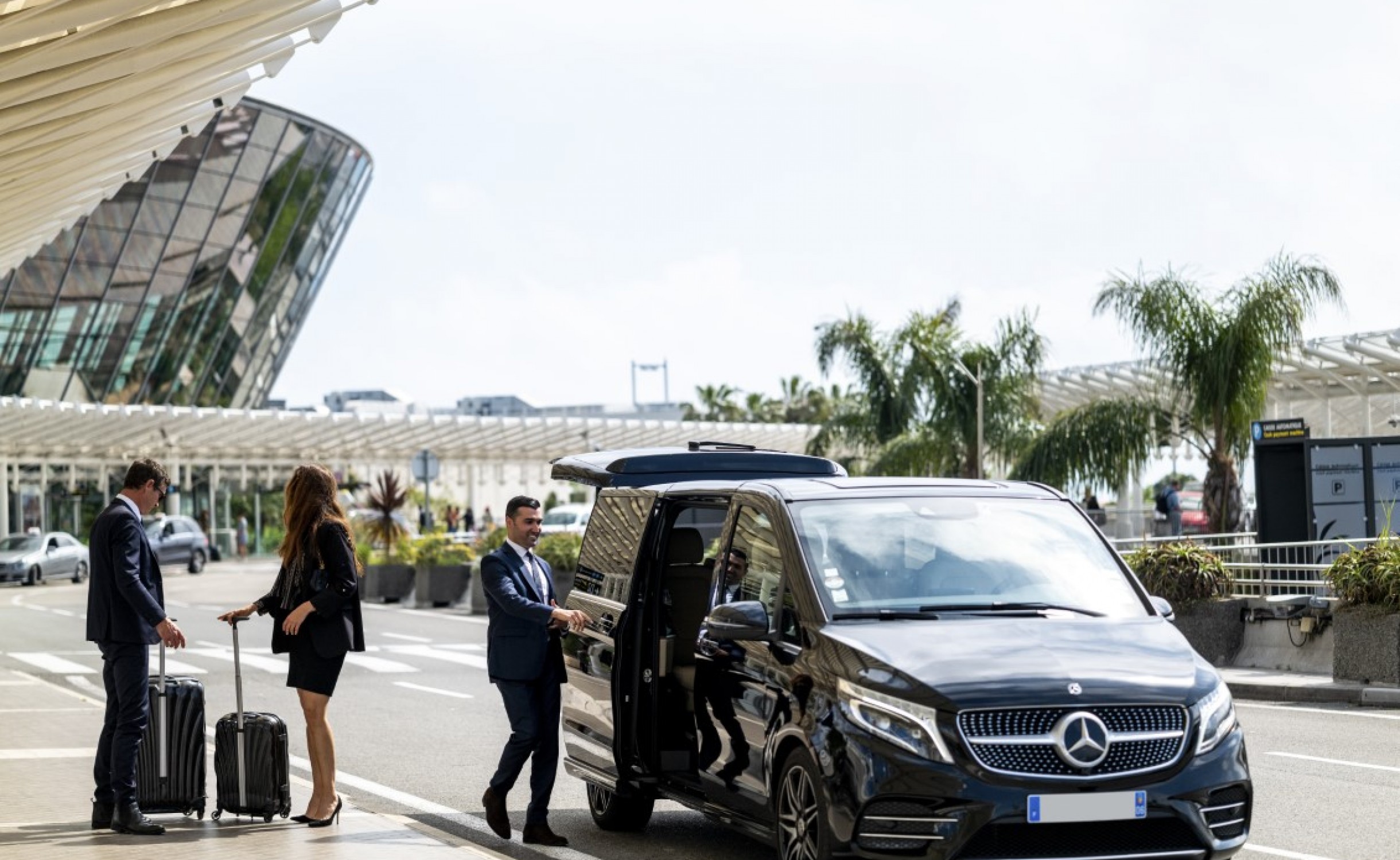 IGA ıstanbul Airport to City Center Private Transfer
